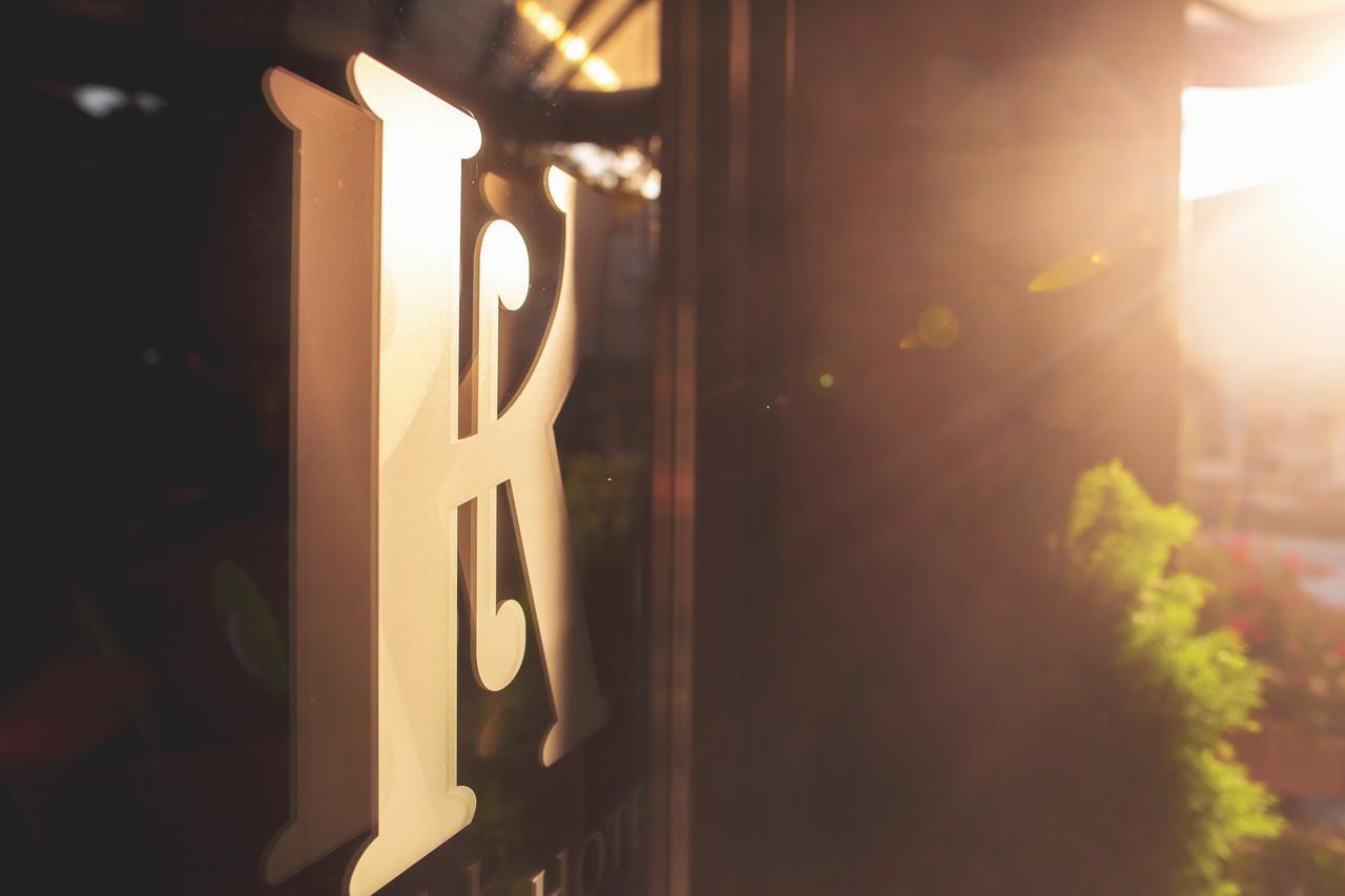 Komlo Hotel Гюла Екстериор снимка